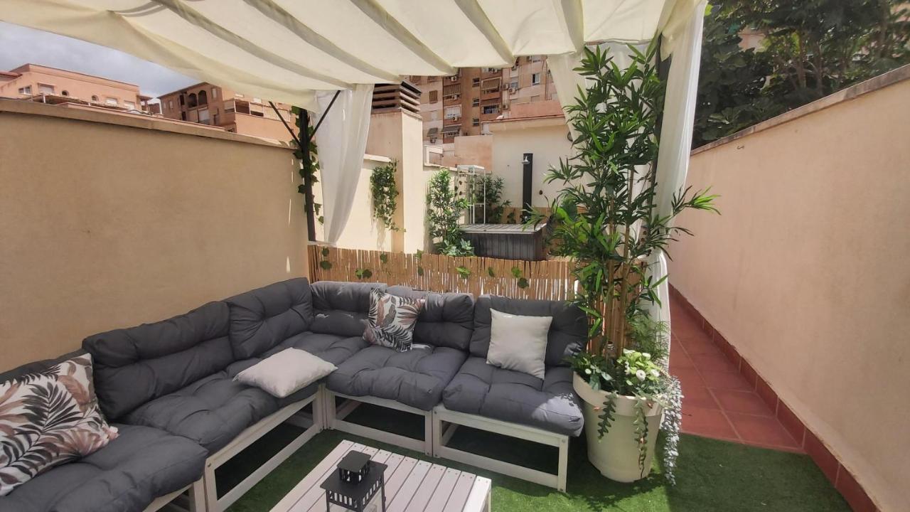 Ferienwohnung Del Parque Flats Atico Capuchinos Málaga Exterior foto